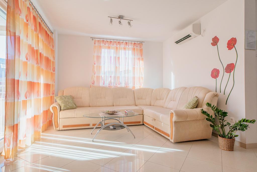Apartments Mia Baška Екстериор снимка